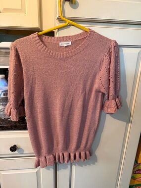 Blu Pepper Dusty Rose Ruffle-Hem Short Sleeve Sweater